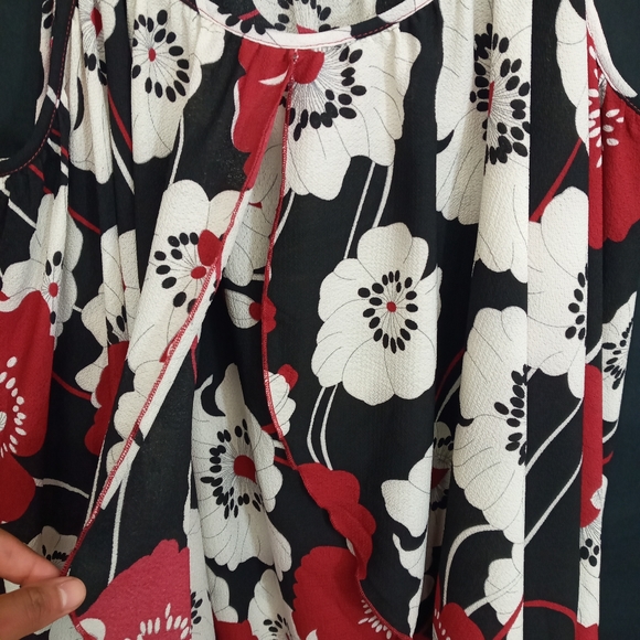 5X Beautiful front ruffled overlay drape Rose gal black red Floral cami Top - Picture 5 of 10